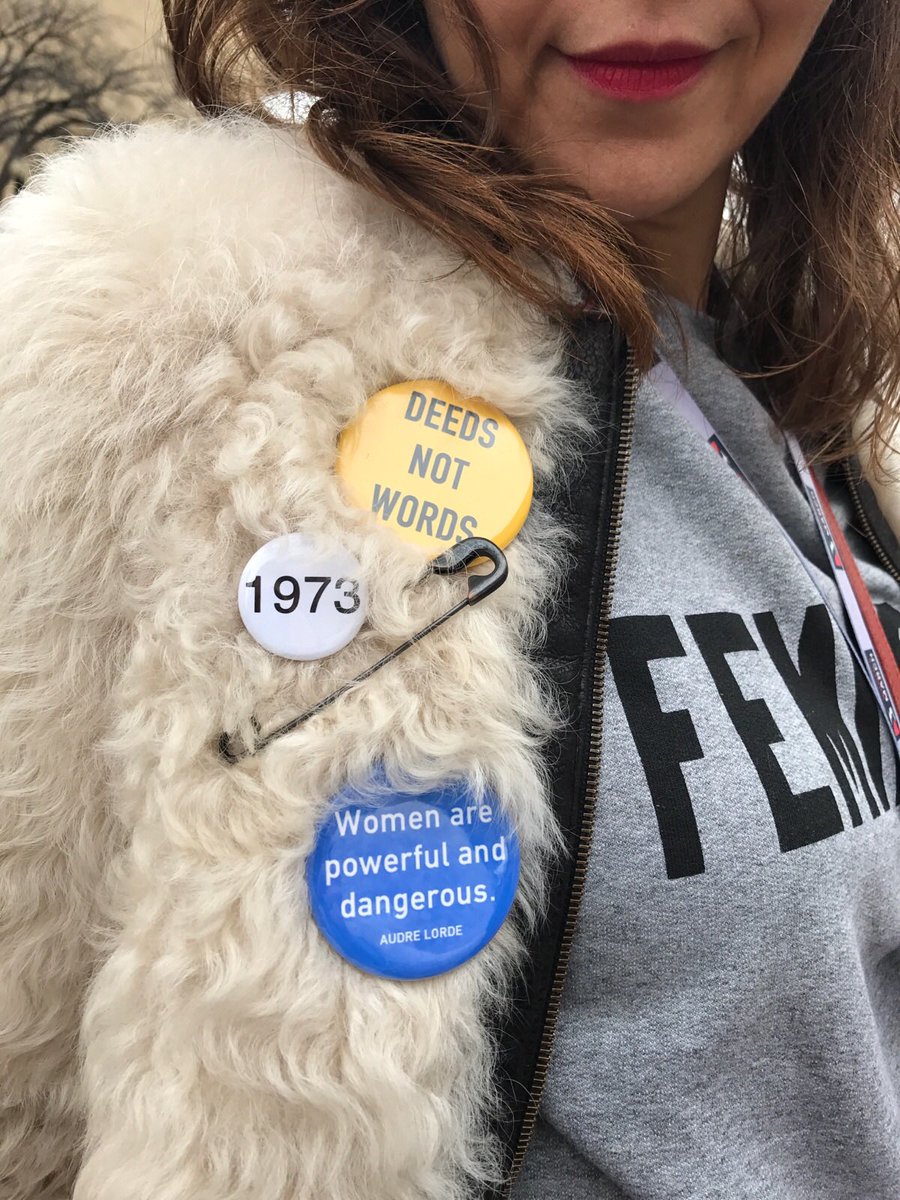 Yo, that's me #WomensMarchOnWashington https://t.co/CZW1GTAL0W