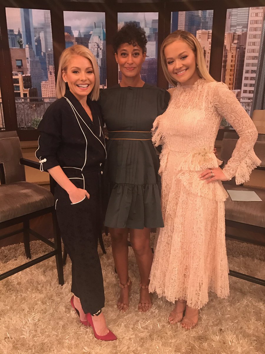 RT @TraceeEllisRoss: Hey West Coasters! I'm on @LiveKelly with @RitaOra today! Tune in now! #blackish #LiveKelly https://t.co/00whKpWvQC