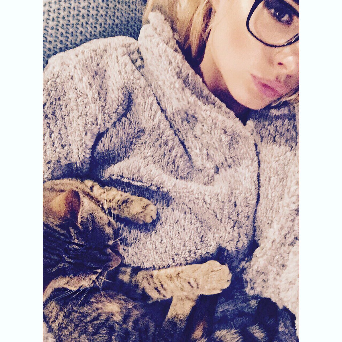 Cosy with Pawlene ????❤ https://t.co/oy2sdpMswZ