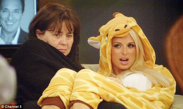 She looks a lot happier now than when she was being straddled by a giraffe! ???????? @NolanColeen ????#CBB https://t.co/j22bjeqNDP