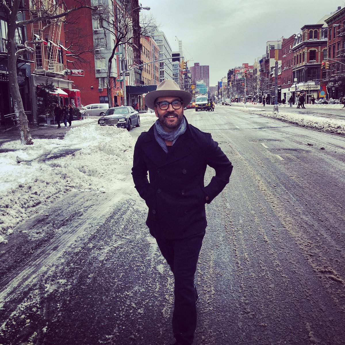 Freezing my balls off on the mean streets of #NYC https://t.co/fDThdeW9OZ