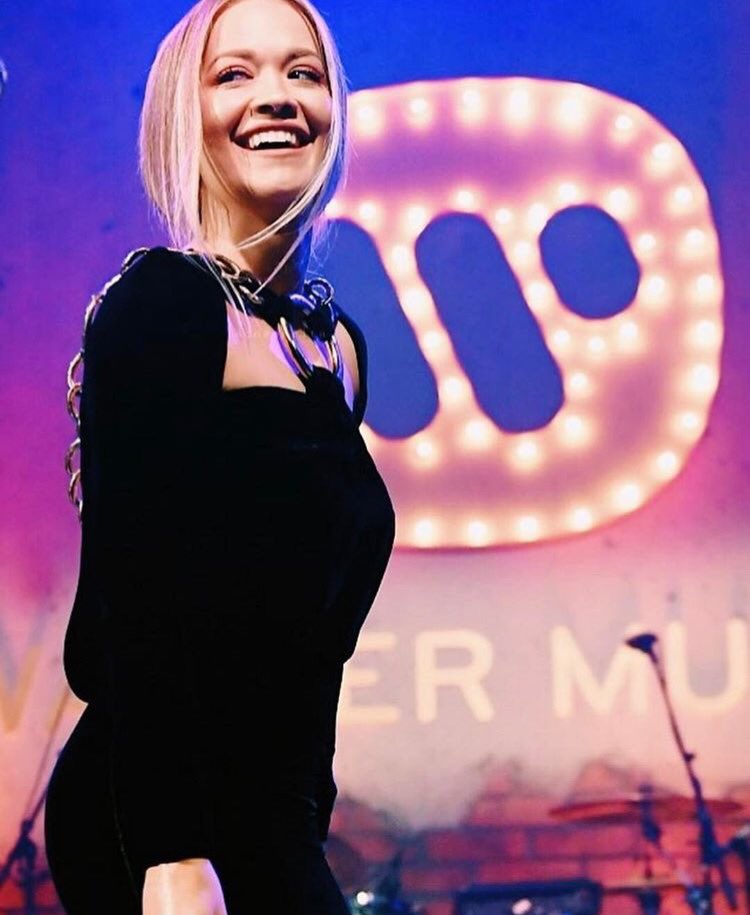 Thank you for having me @warnermusic ???????? https://t.co/OlA4kHoMIb