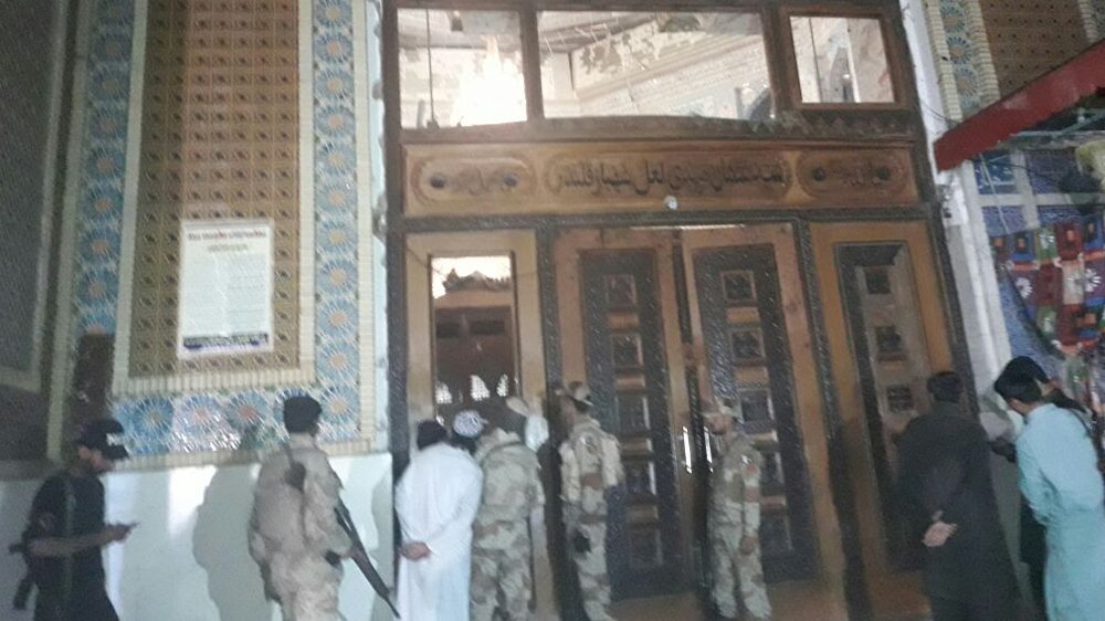 RT @AJENews: At least 20 children were among the victims of Pakistan shrine attack https://t.co/AUcIU8nQYh https://t.co/4rArfaKBwE