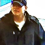 Police searching for man who robbed a Simsbury bank on Farmington Avenue