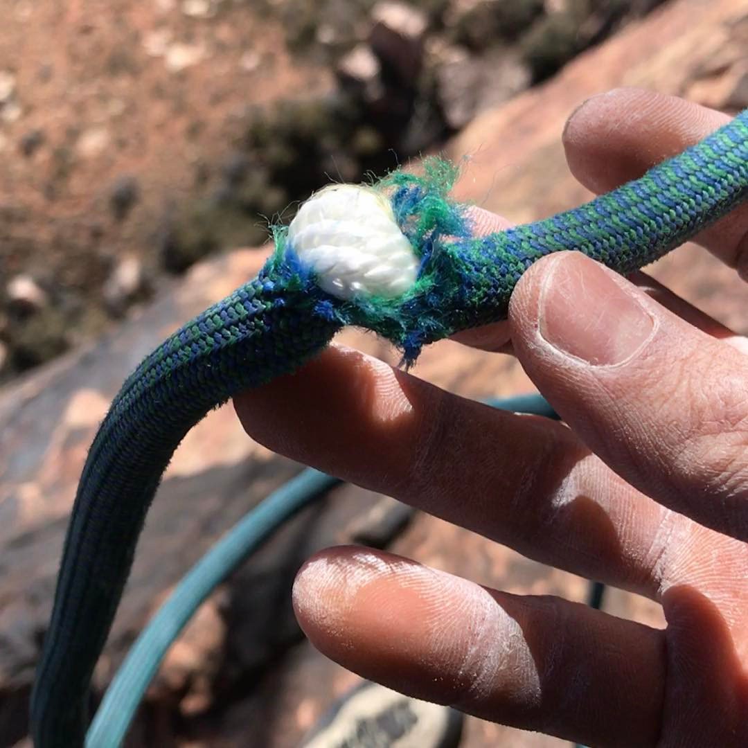 Climbing 'Spectrum' (5.11+?) in Red Rock with @AlexHonnold turned out to be quite the adventure, as usual ????. #fbf https://t.co/INNAd9AEdn