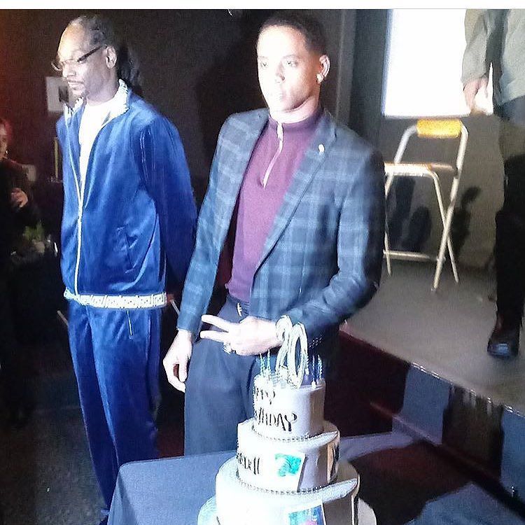 Happy. 20th  @cbroadus https://t.co/S3qmtkIOaP https://t.co/GuF62PRyy0