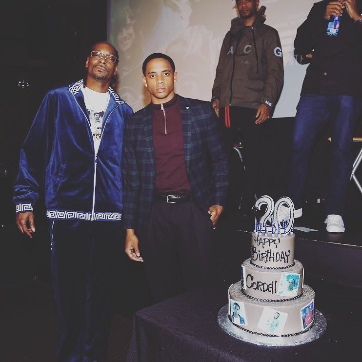 G and. Gq https://t.co/4a3PPiHLxs https://t.co/4OfpKkPymW