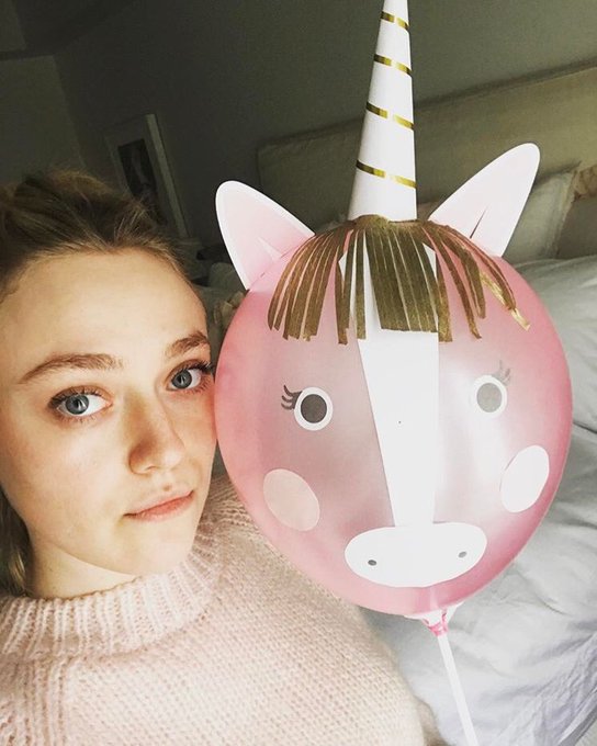 Dakota Fanning’s Birthday Celebration | HappyBday.to