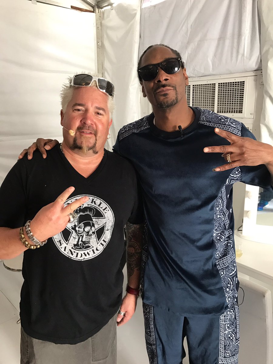 RT @GuyFieri: Gettin ready to crush this demo with @SnoopDogg @SOBEWFF https://t.co/2ObMU0Eufu
