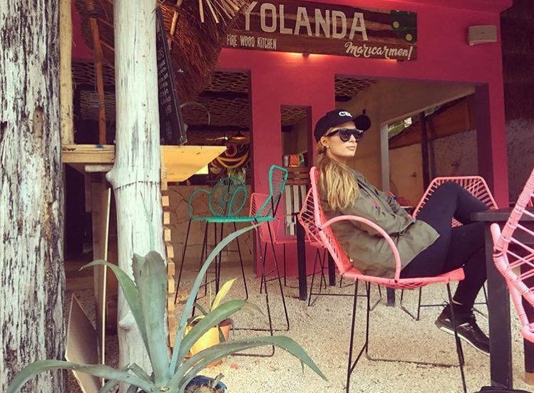Chilling at @alcala_yoli after some amazing tacos. ???????????????? #Tulum ???????? https://t.co/ddlRvPGbY9