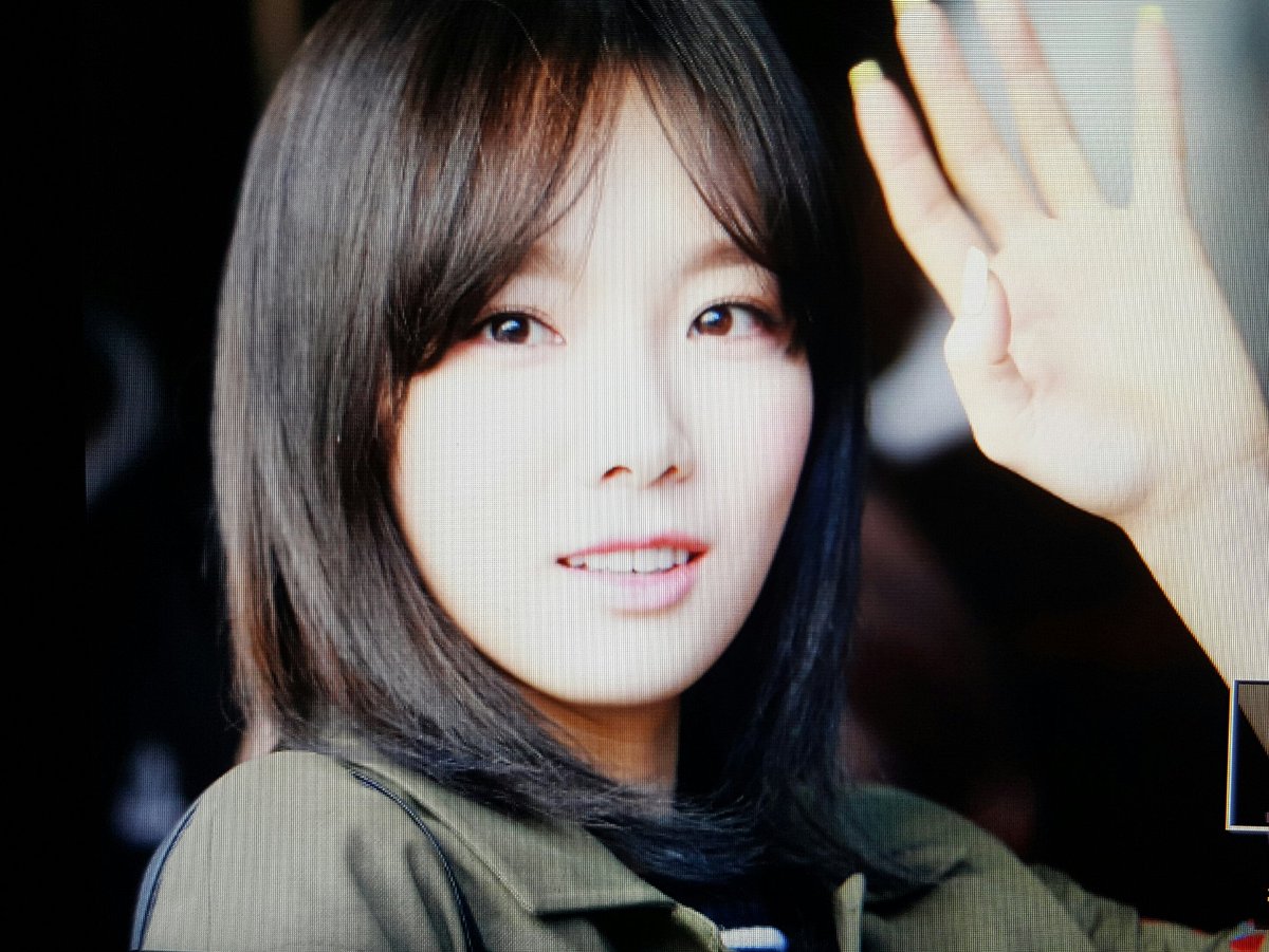 TAEYEON 태연 SNSD 소녀시대 출근 FINE 박지윤의 riltaeyon