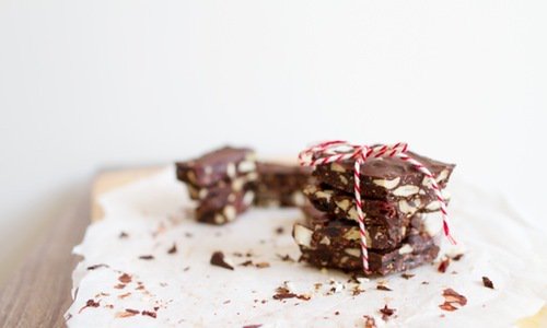 Tip The Scales: Easy Peasy Recipes That’ll Have Kids Cooking ASAP https://t.co/sFzWSpe5FS https://t.co/8GPQyxeAXm
