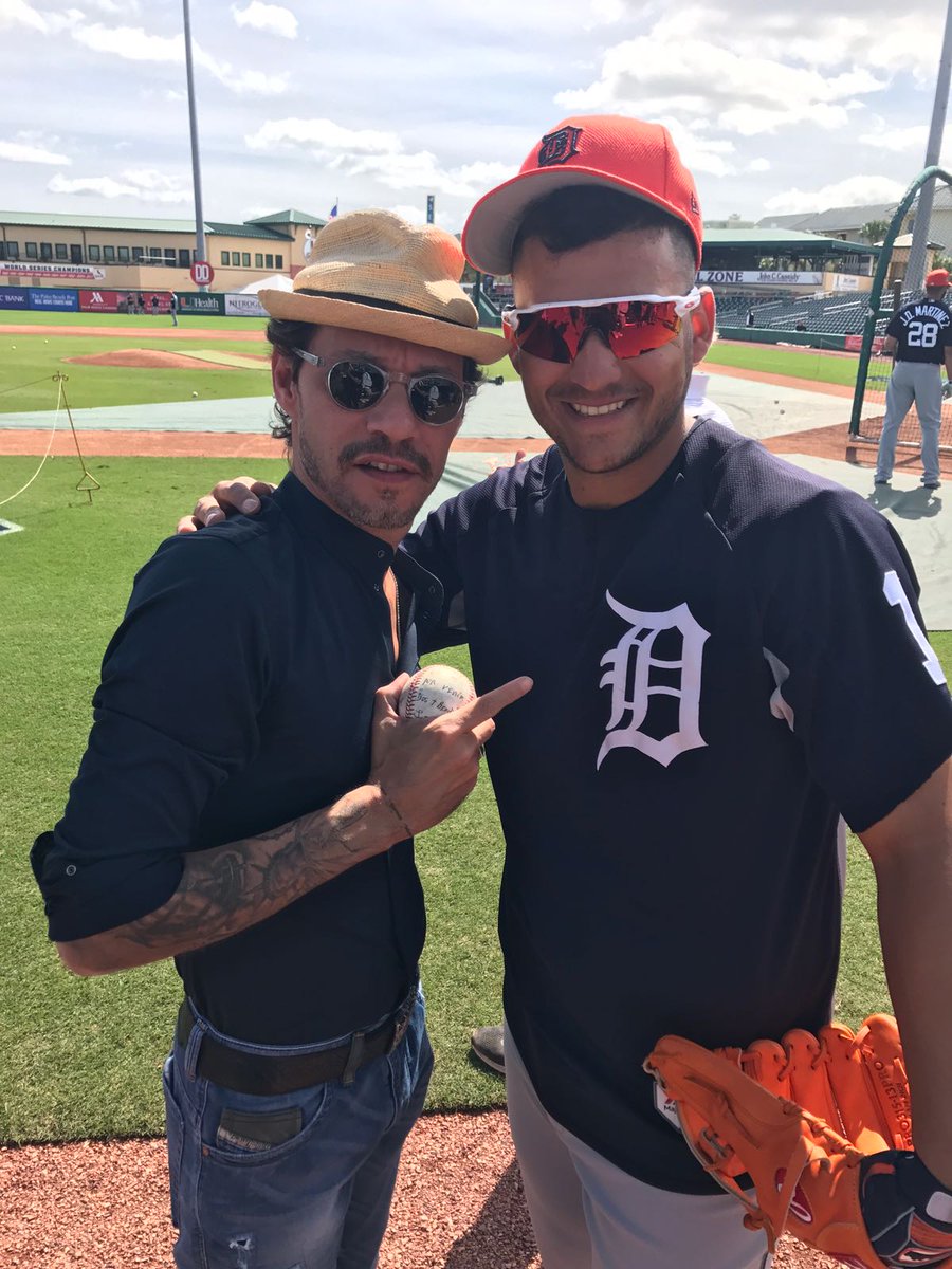 With @JoseIglesias_SS from the Detroit @tigers at #SpringTrainingFL. https://t.co/vcIip9QvV8