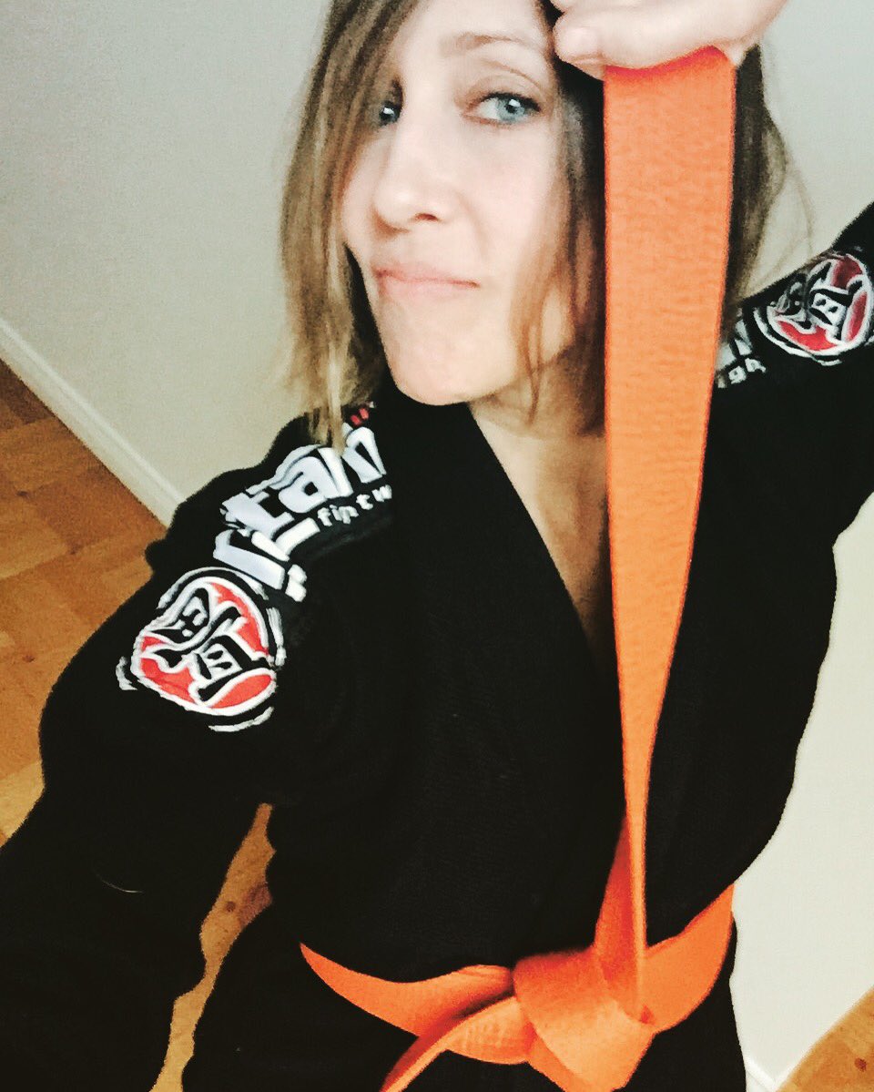 Someone got her orange belt today.  ????????????????‍♀️????⚔️❤ https://t.co/h29Gtp9zaO