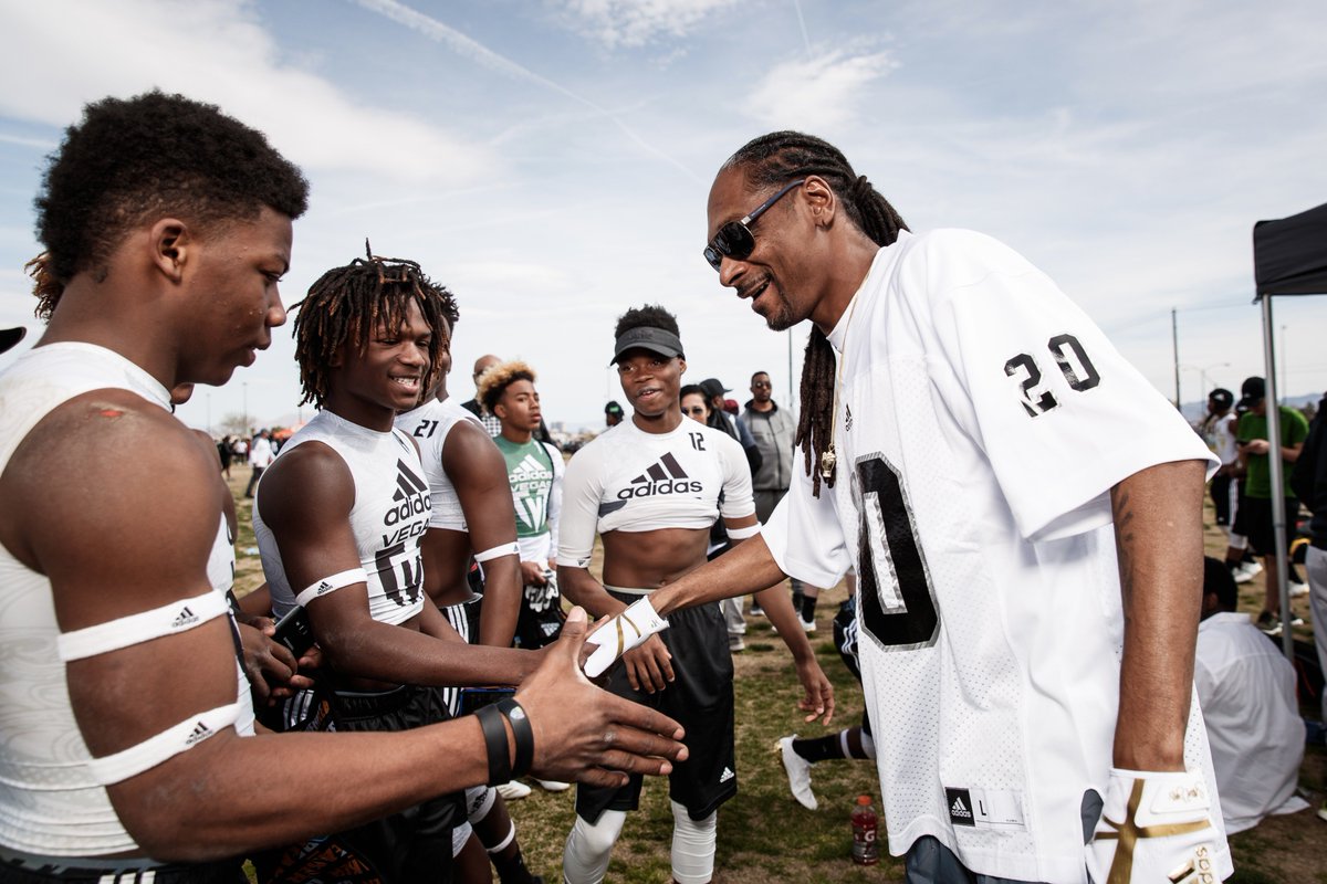 We out here ! #adidas7v7 championship in vegas @adidasfballus https://t.co/KPSiSMUzAZ