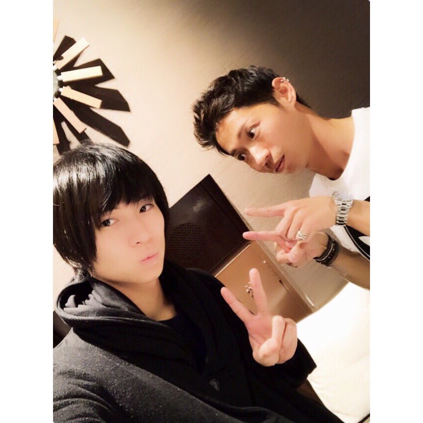 まっきーさんご来店。舞台「初恋モンスターの」の休演日にカットしに来てくれた☺️#東京 #渋谷 # 新宿 #美容室 #AX まっきーさんご来店。舞台「初恋モンスターの」の休演日にカットしに来てくれた☺️#東京 #渋谷 # 新宿 #美容室 #AX