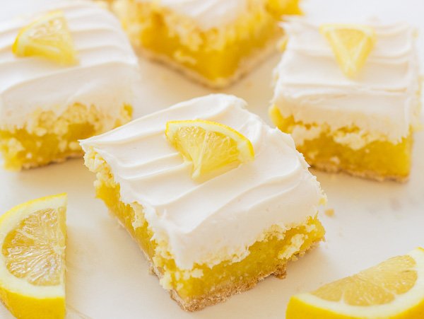 Follow for easy and delicious spring baking recipes all month long! https://t.co/YrMzS28RNi