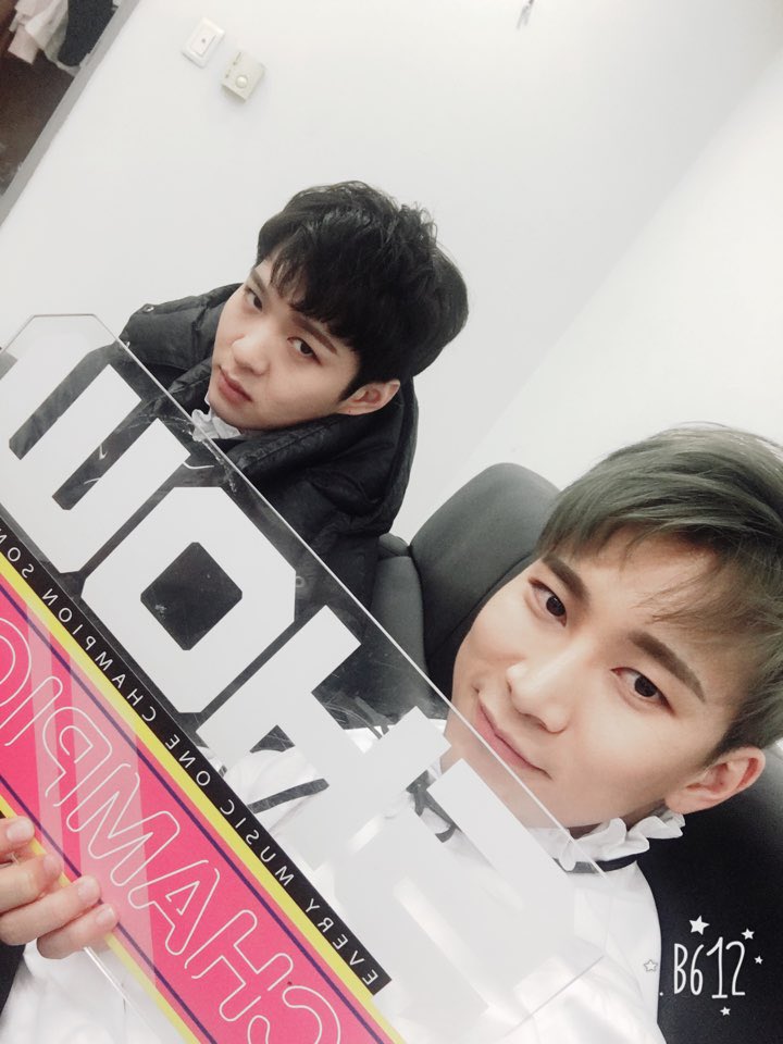 비투비 BTOB 창섭 육성재 은광 포카 필름 showchampion1