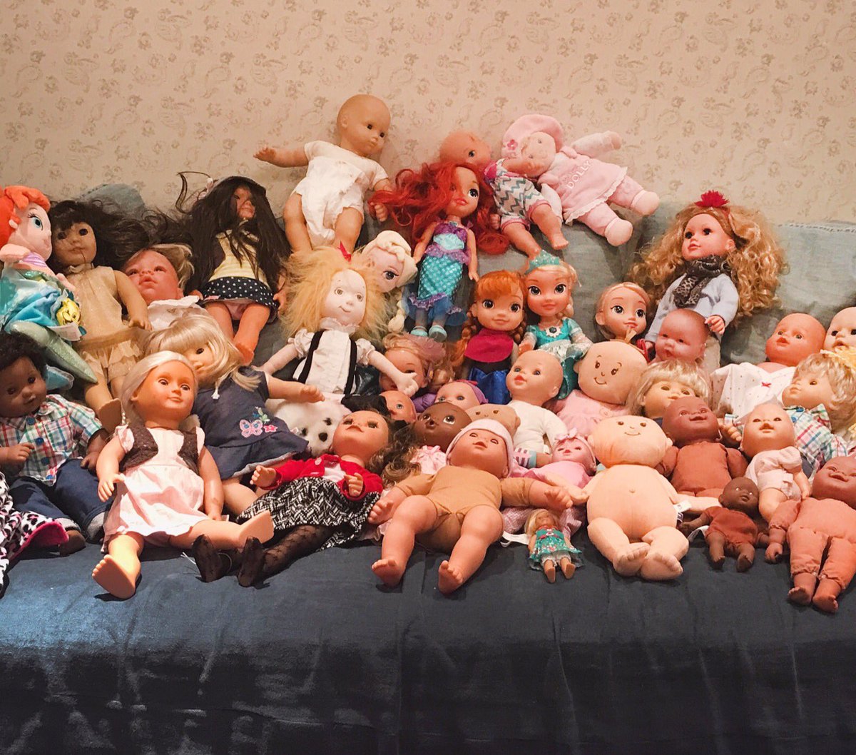 When your daughter has more friends than you … 
https://t.co/mWM9ZhMPyJ https://t.co/ljMLkyU2DN