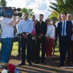 En Martinique, Hamon dénonce les "assassins d'aube" comme "Le Pen" En Martinique, Hamon dénonce les "assassins d'aube" comme "Le Pen"