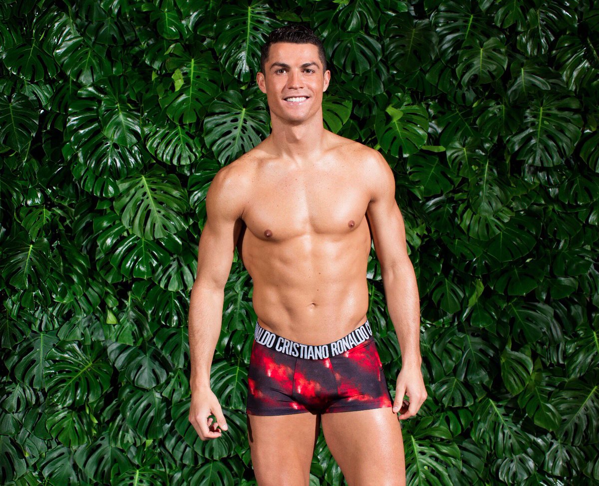 Perfect for the summer! ???????????? @CR7underwear https://t.co/6wNnolthcq https://t.co/hXrRmpLGcT