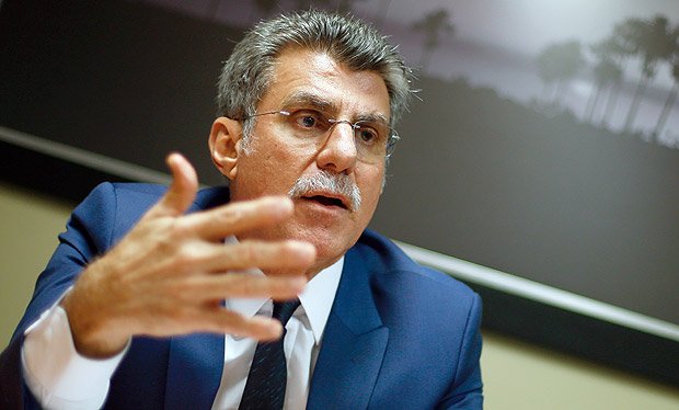 Se exterminar a política, vai haver uma aventura, diz Romero Jucá. https://t.co/9oLyCBOjtA