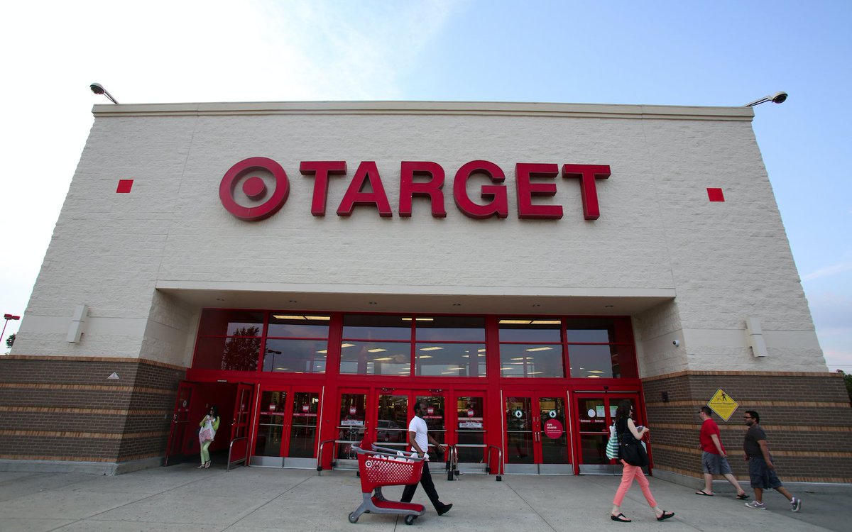 RT @wwd: Target just added this celebrity beauty brand to its shelves: https://t.co/fiOGgwEO7w https://t.co/fbjr0FJWN1