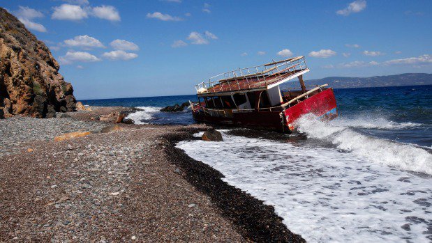 Migrant boat sinks off Turkish coast, killing 11 and leaving four missing