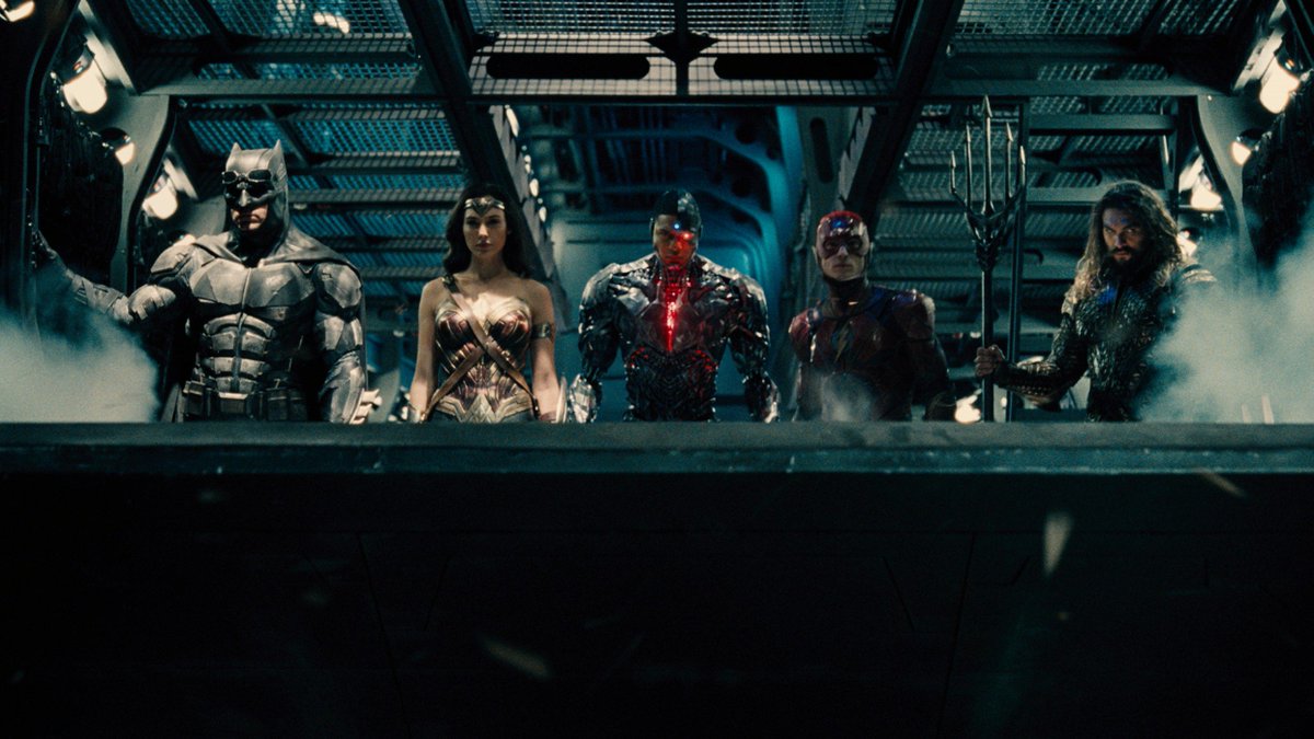 RT @justiceleaguewb: Justice for all. #JusticeLeague in theaters November 17. https://t.co/p01PMDzAsM