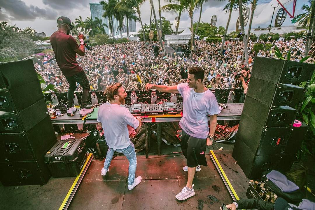 RT @afrojack: #TAGTEAM @davidguetta https://t.co/sV08ABNhJC