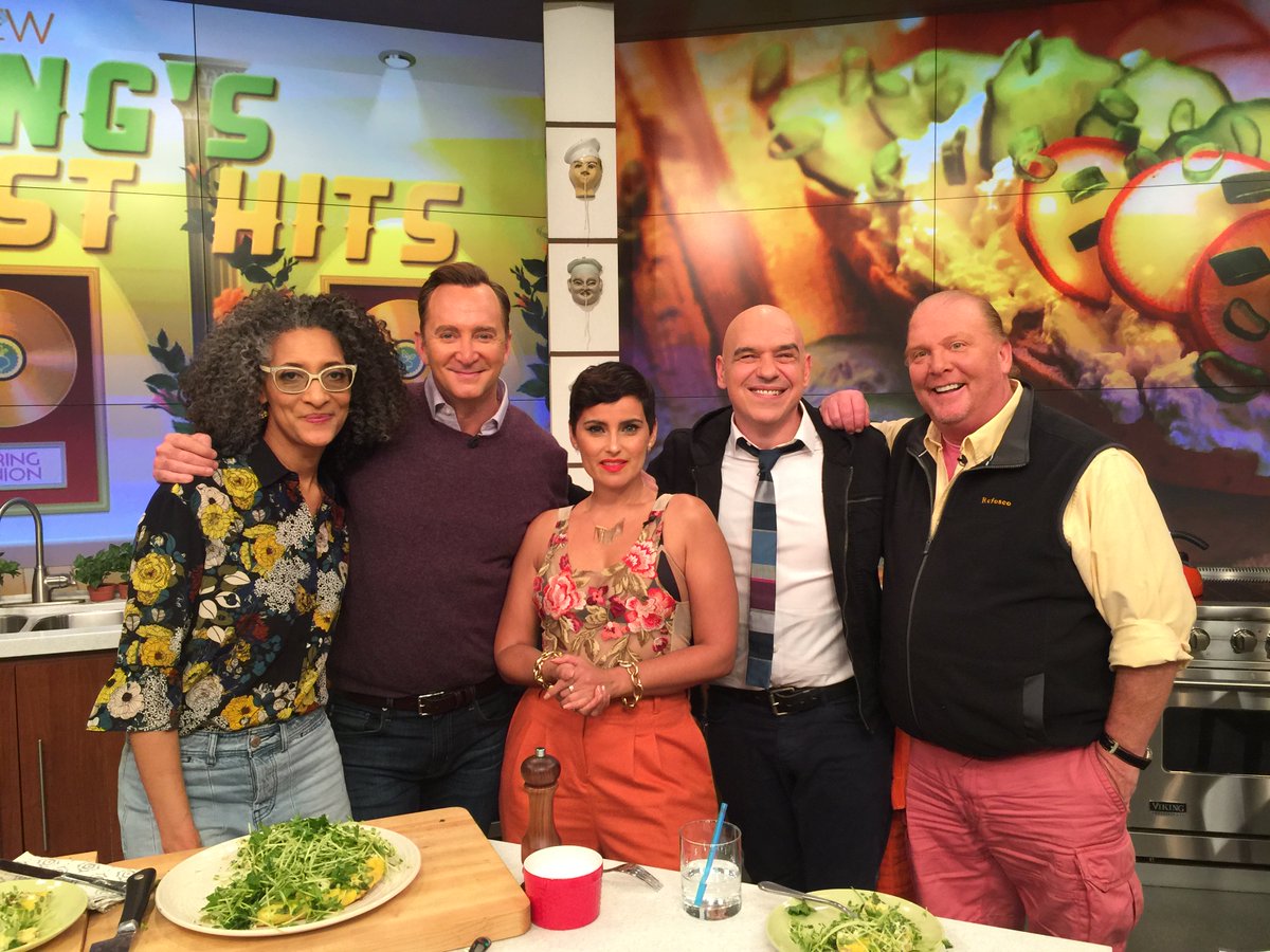 RT @carlahall: So much fun getting ready for @thechew today with @NellyFurtado. #ChewLife https://t.co/4nWt3djCiV