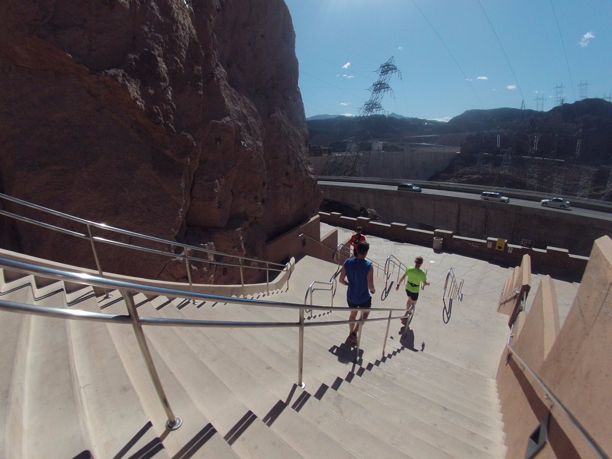 brentwpeterson: The steps from the parking lot to the dam (FYI there is an elevator) #BigDamRun #roadtoimagine #magentoimagine https://t.co/hZ1inGpS0b