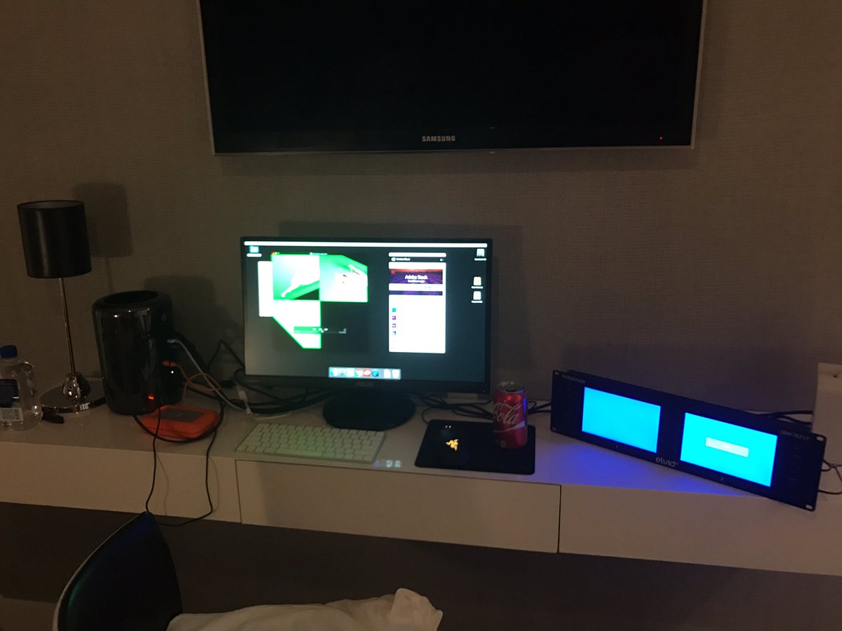 Arrived in NY. Setup a media battlestation to do some last minute cube finessing ;) https://t.co/lGFdhCyS7o