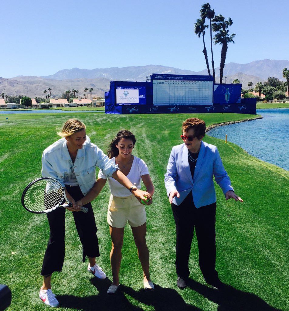 Special day with amazing women at the @ANAinspiration Women's Inspiring Conference @BillieJeanKing @Aly_Raisman https://t.co/jmS2AyjbEL