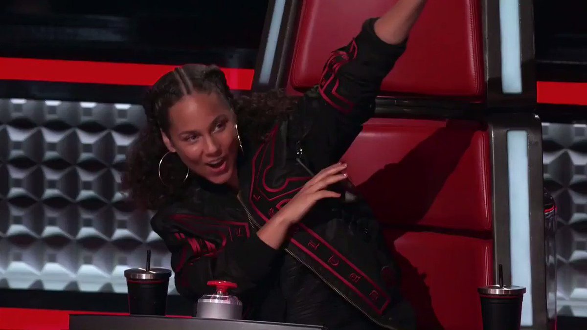 RT @NBCTheVoice: Our favorite meme is @aliciakeys. #VoiceBattles https://t.co/zC8IGbwUme