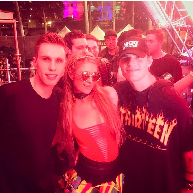 Had the best time with my love at @NickyRomero's set at @Ultra! ???????????? https://t.co/09Cje8Xrev