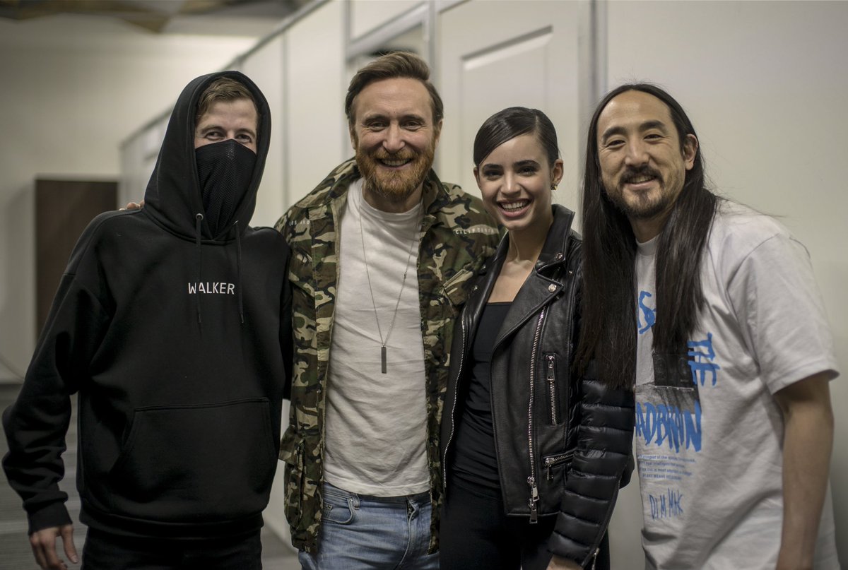 RT @IAmAlanWalker: Backstage hangout with these awesome people @davidguetta , @SofiaCarson and @steveaoki ???? https://t.co/zPcQfTzSaa