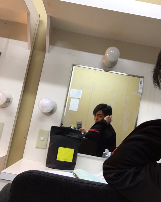 さあ ミュージカル「スタミュ」明日初日です!ブルーシアター、約10日間お世話になります。宜しくお願いします😝 #スタミュ さあ ミュージカル「スタミュ」明日初日です!ブルーシアター、約10日間お世話になります。宜しくお願いします😝 #スタミュ
