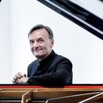 Stephen Hough, polymathic pianist, will return to Seattle bearing Rachmaninov Stephen Hough, polymathic pianist, will return to Seattle bearing Rachmaninov