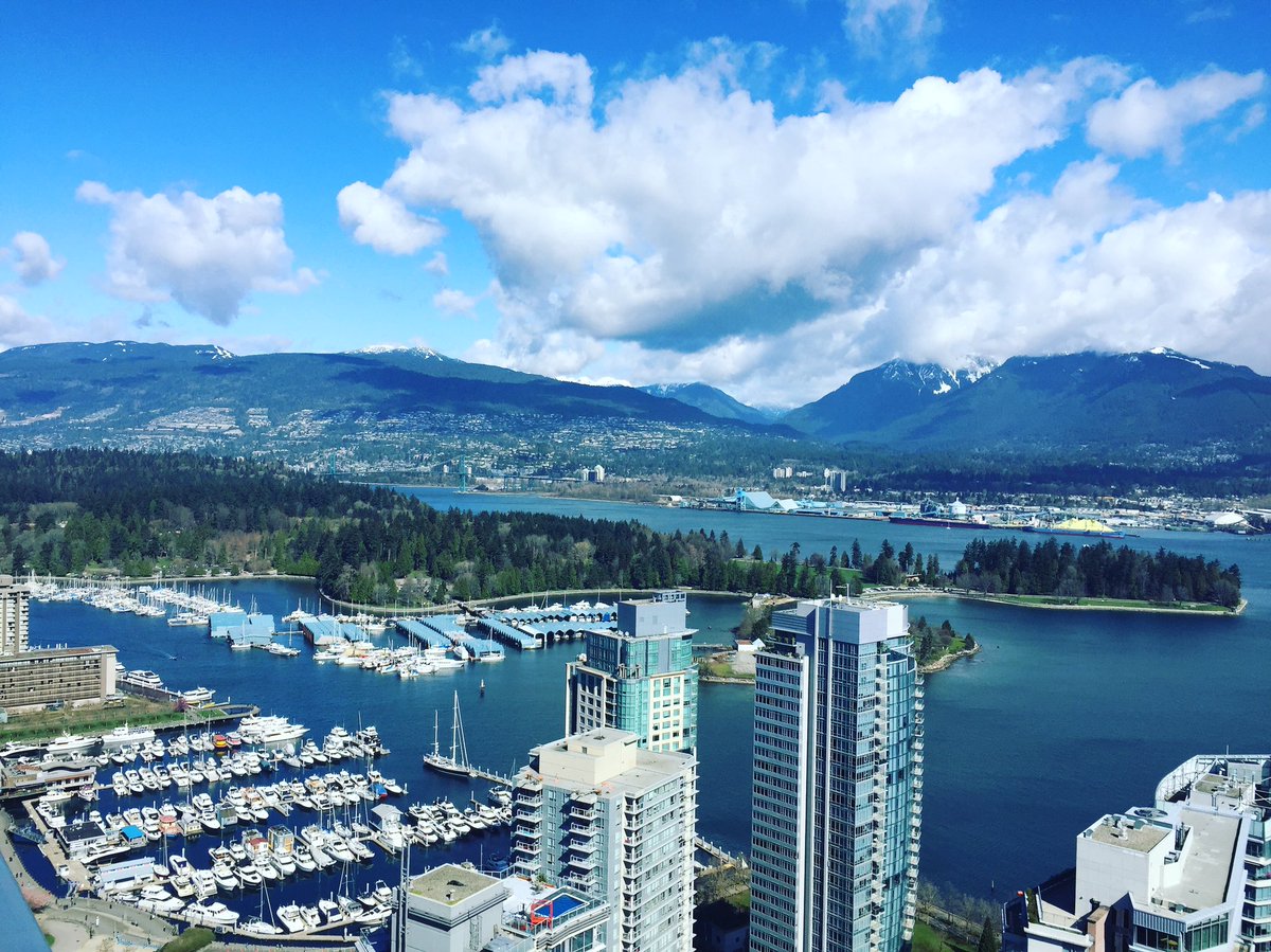 chris_vancity: Goodbye #vancouver hello #vegas - #RoadToImagine https://t.co/8HBZFlDgVU