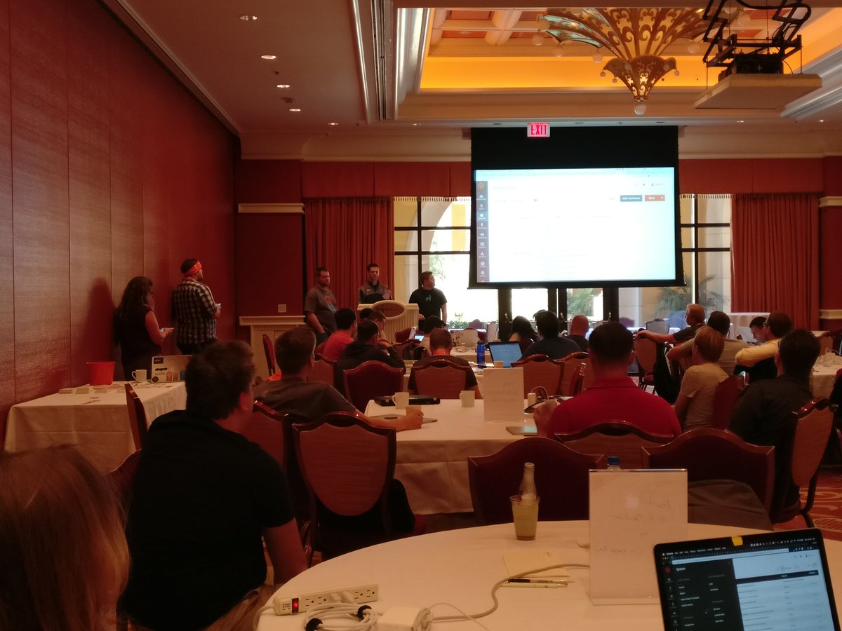 sherrierohde: Wrapping up presentations at the hackathon. 🙌 #MagentoImagine https://t.co/Kq59E2iCyf