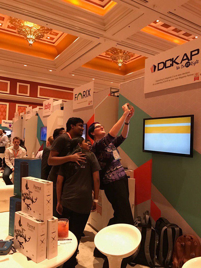DCKAP: Selfie Time @DCKAP Booth. Stop by to win an Echo / Parrot Drone #Magentoimagine https://t.co/y5sYSsIe3r