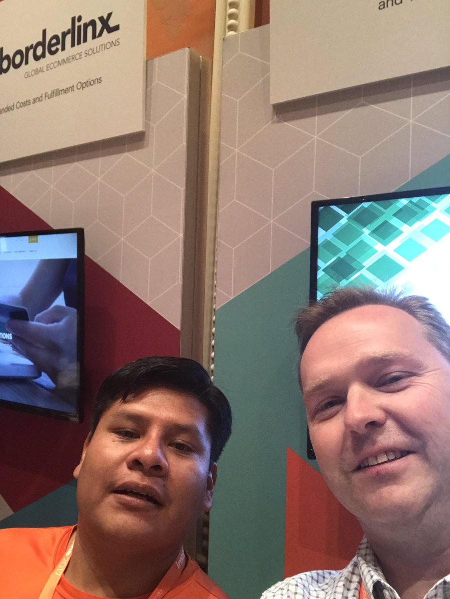 FutureDeryck: Manning the stand #magentoimagine with @jmontevillat https://t.co/jKEjaGdgYq