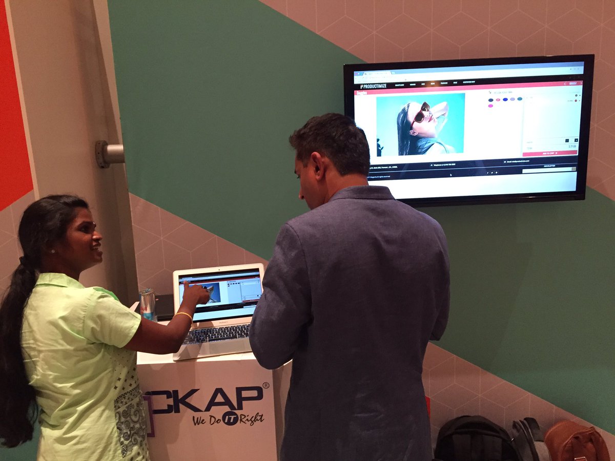 DCKAP: @productimize demo @DCKAP booth #MagentoImagine #imagine2017 https://t.co/vqYY11E0gq