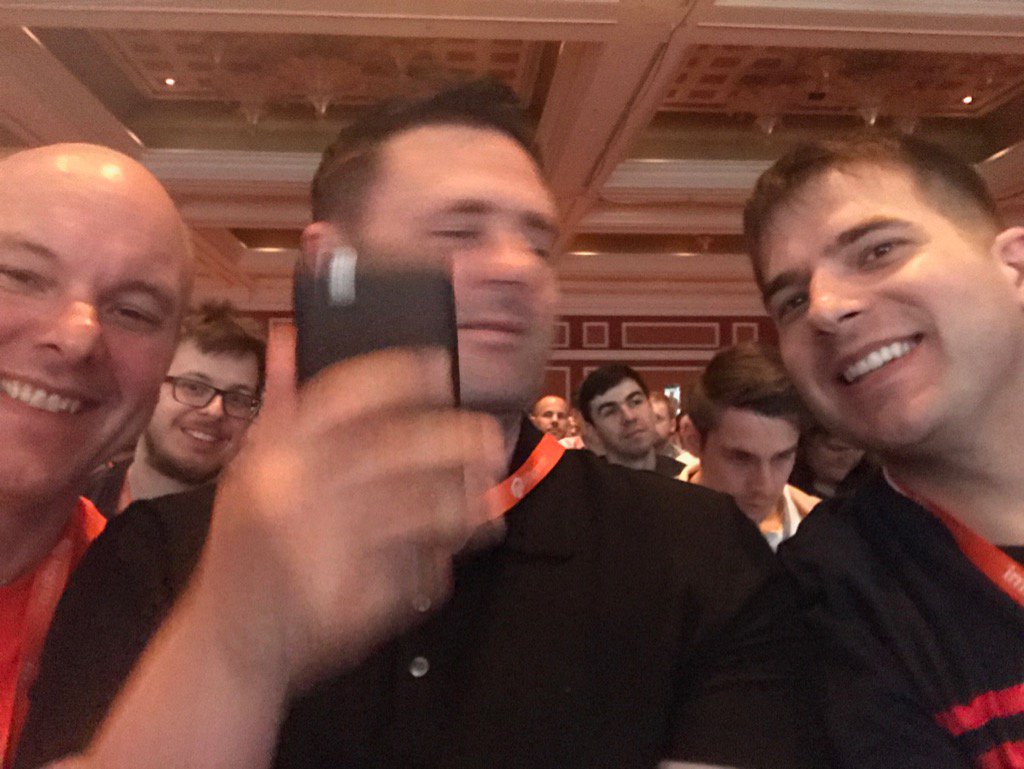 brentwpeterson: We are required to look at that people next to us #Magentoimagine @kalenjordan @kab8609 https://t.co/4m4UXVF2lB