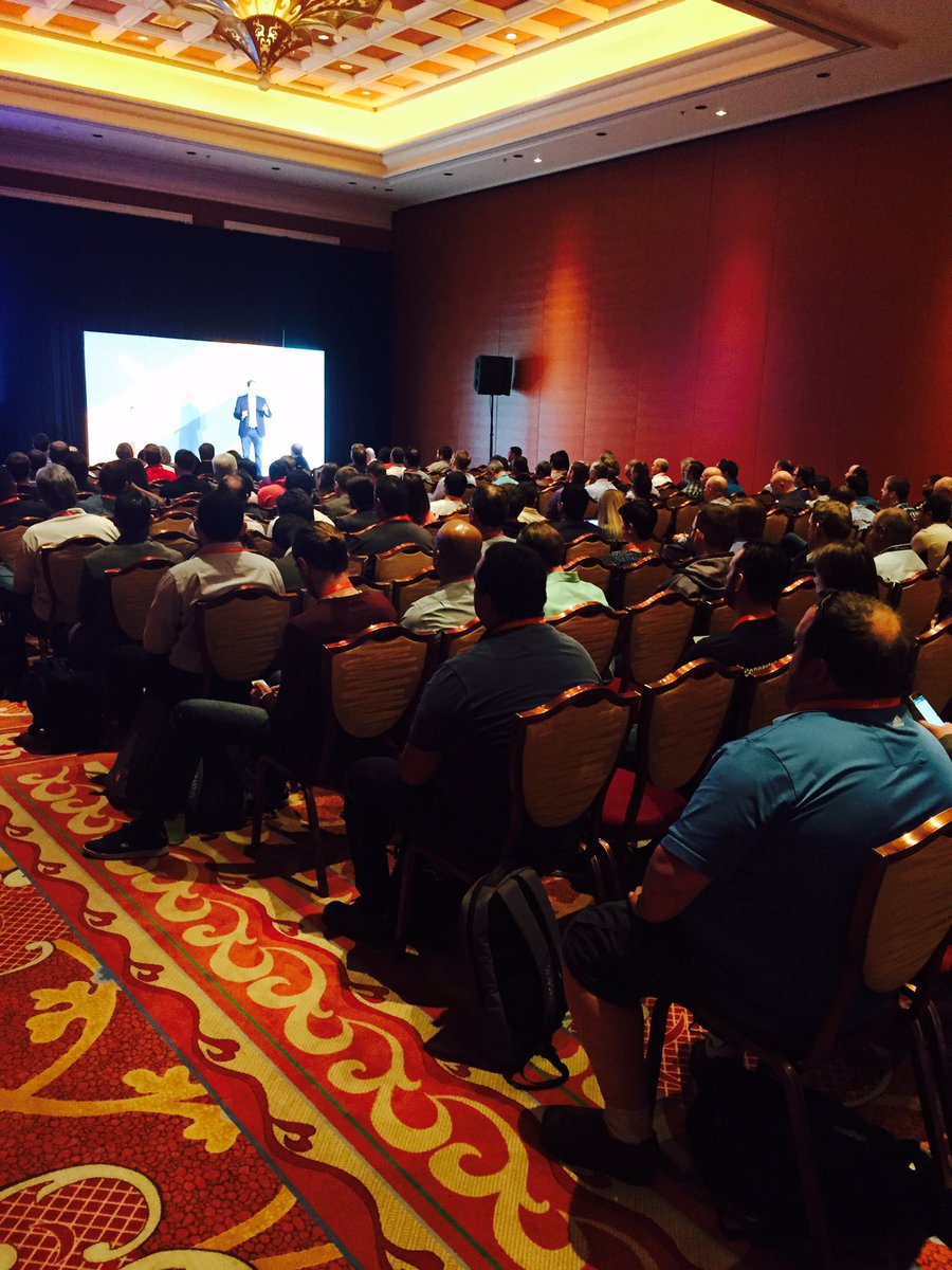 ebrookes: Packed sesh on #B2B commerce w/ @forrester analyst. Let me sum it up: #s are big, think trillions #Magentoimagine https://t.co/bvAX8adIle