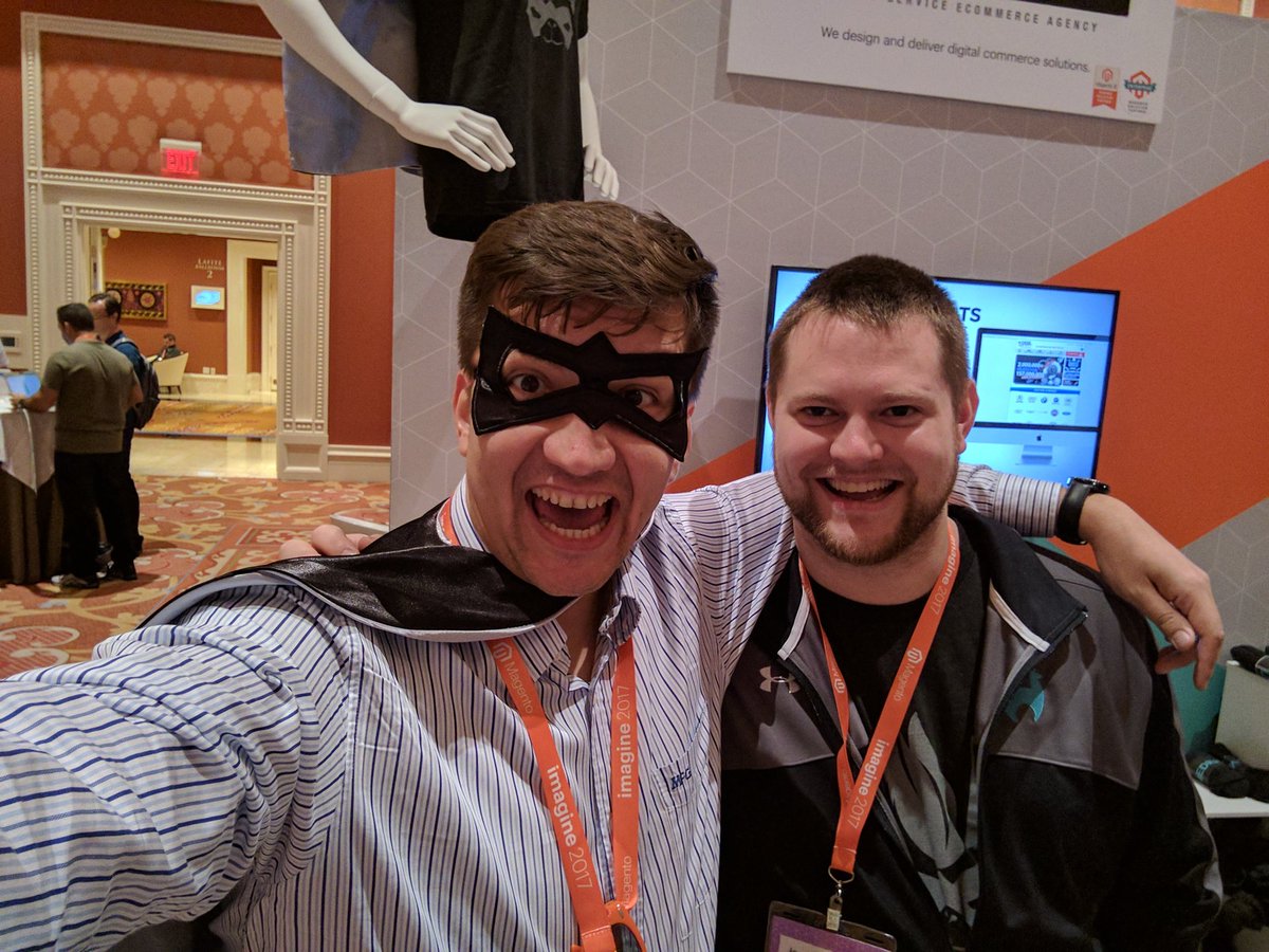 IvanChepurnyi: So I just got nice #superllama outfit at #Magentoimagine https://t.co/78Dg3P1ft7