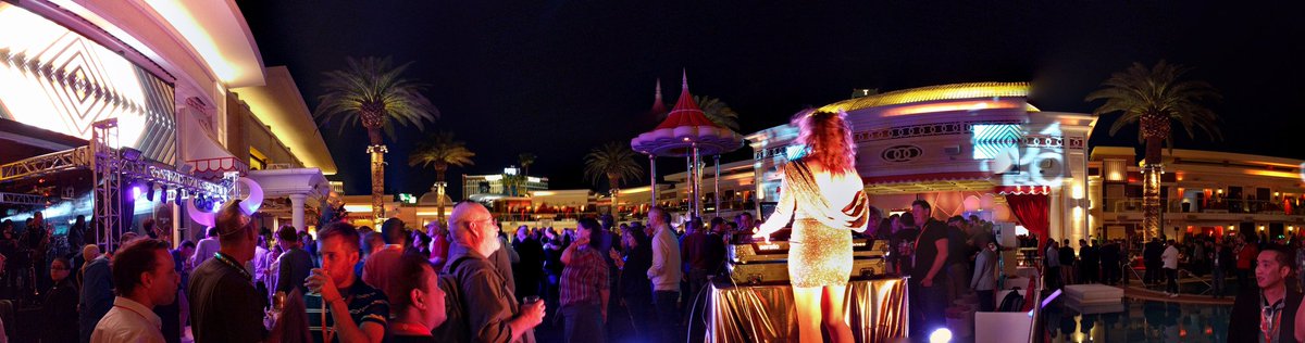 barbanet: Yes, we still at the Legendary party. #Magentoimagine https://t.co/9TLxXyPQXs