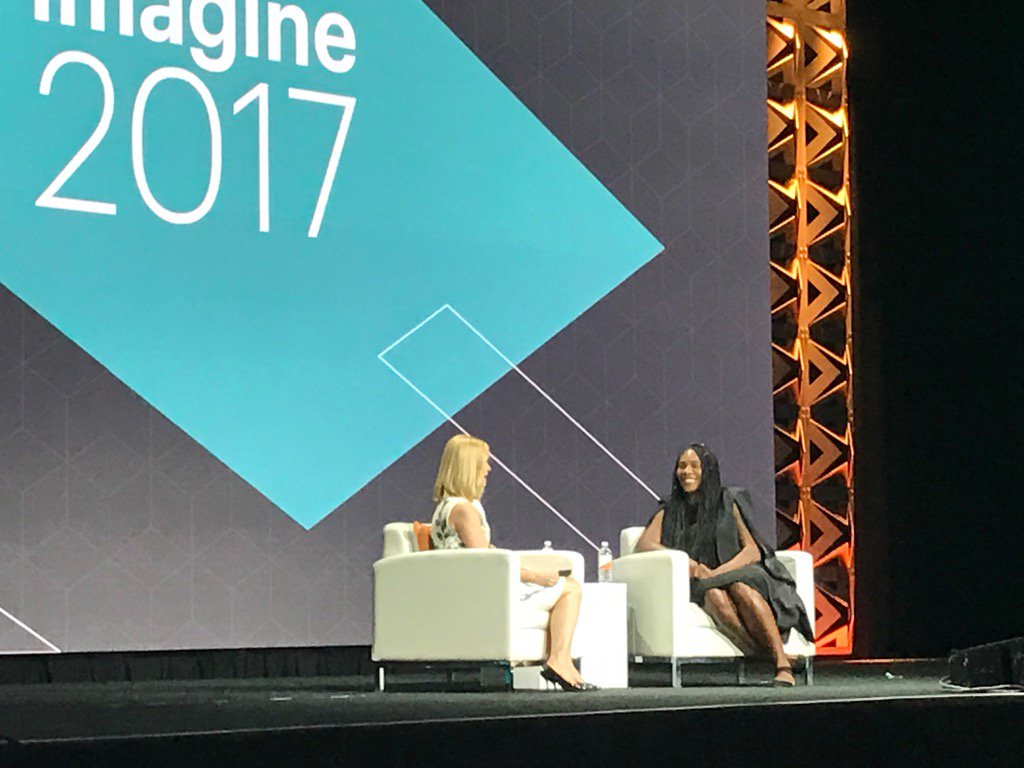 brentwpeterson: Seeing Williams on stage for #Magentoimagine !! https://t.co/2y8QIAtGXh