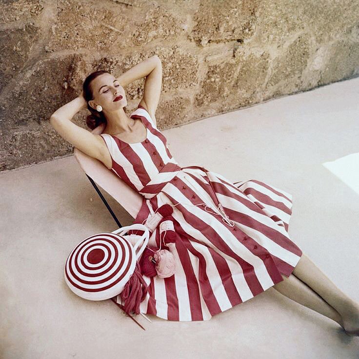 Me. Refusing to leave the beach. ????❤ #VintagePhotography #Vogue #1955 ????: #CliffordCoffin https://t.co/5HzCx66ZKi